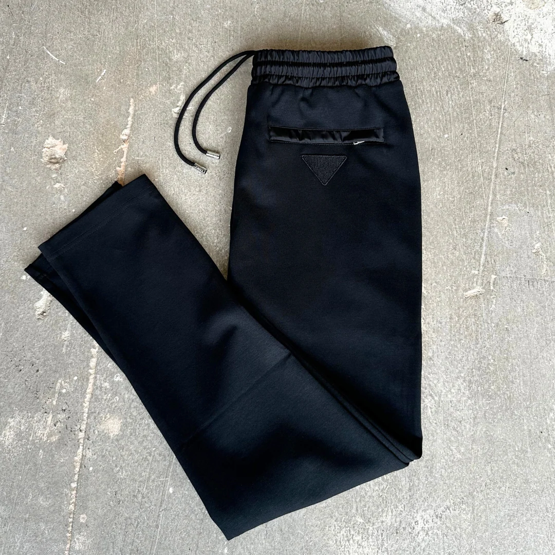 Black Tracksuit & T-shirt Set - Image 4